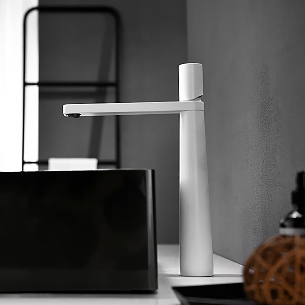 Modern Single Hole Single Handle Brass Bathroom Vessel Sink Faucet window image