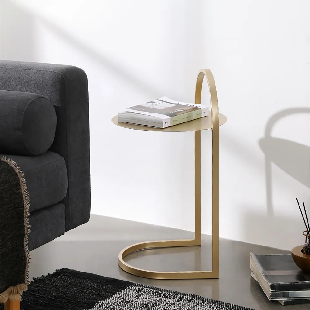 Table d'appoint style C Gold Table d'appoint simpliste nordique avec tirette en métal image de fenêtre
