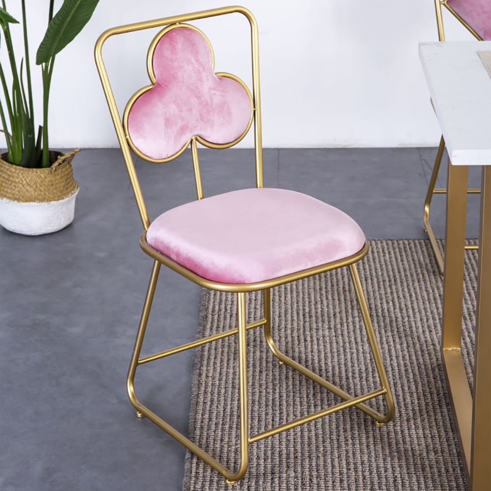 Style D Poker Fauteuil de salle à manger rembourré en velours Doré image de fenêtre