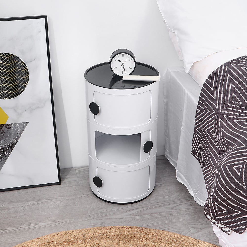 Table de chevet moderne de chambre blanche 3 portes image de fenêtre