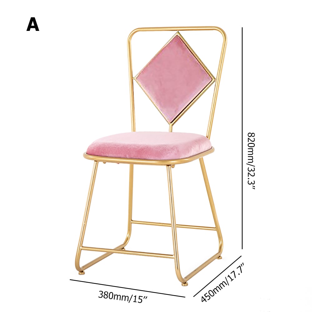 Style A Poker Chaise de salle à manger rembourrée en velours Doré image de fenêtre