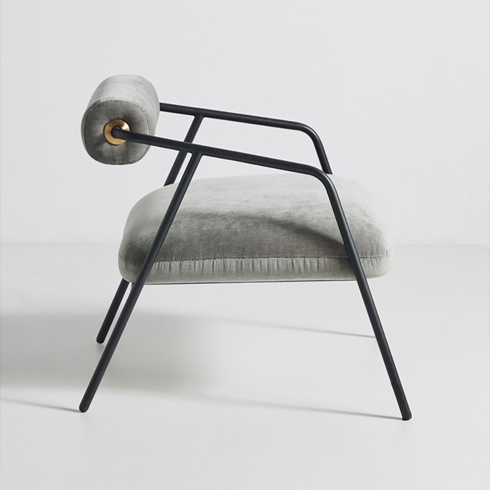 Canapé simple contemporain en coton et lin rembourré avec cadre en métal image de fenêtre