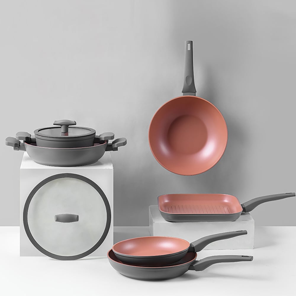 9 Pieces Nonstick Aluminum Cookware Set Pots and Pans Set window image