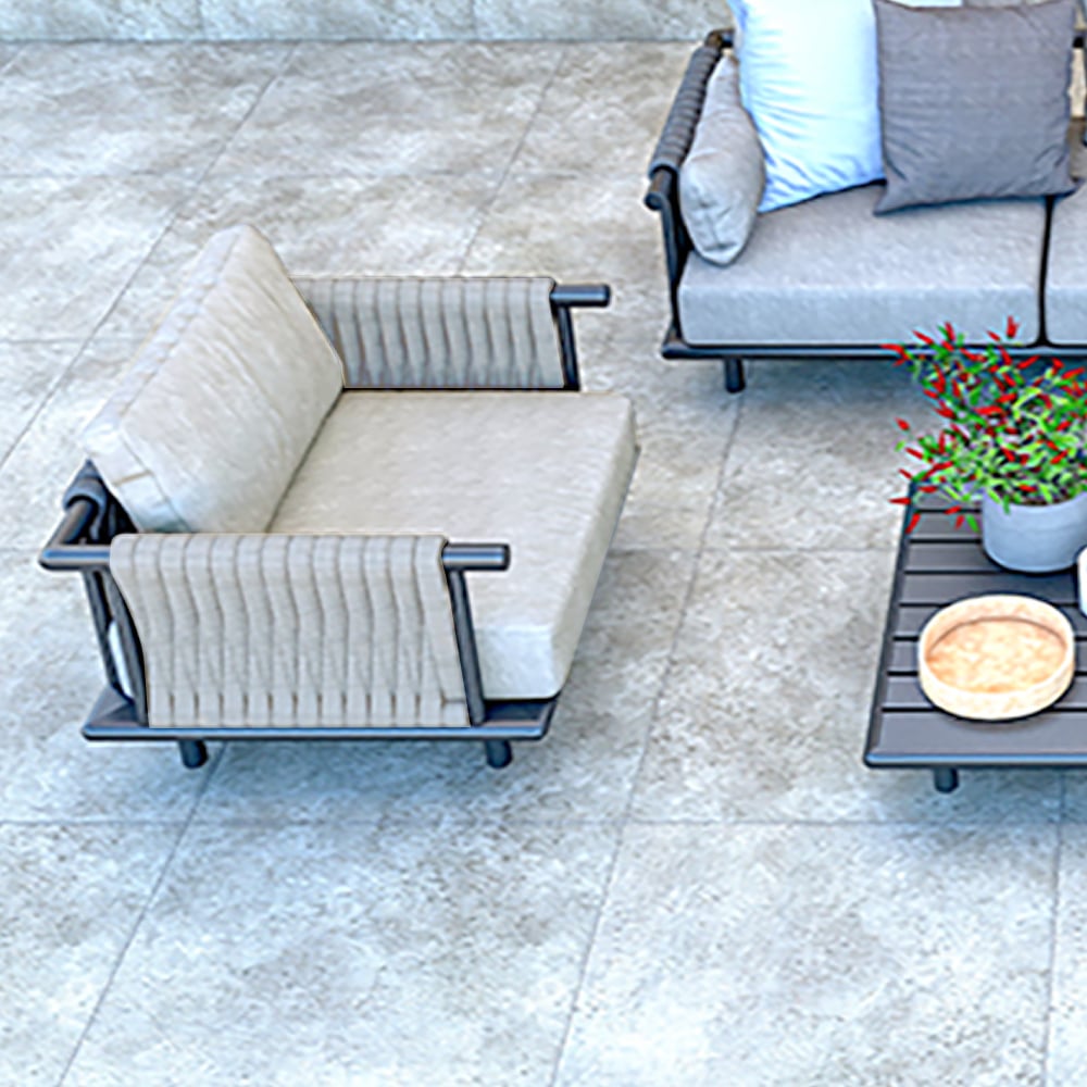 Chaise de patio moderne en fauteuil d'extérieur beige avec cadre en aluminium avec oreiller image de fenêtre