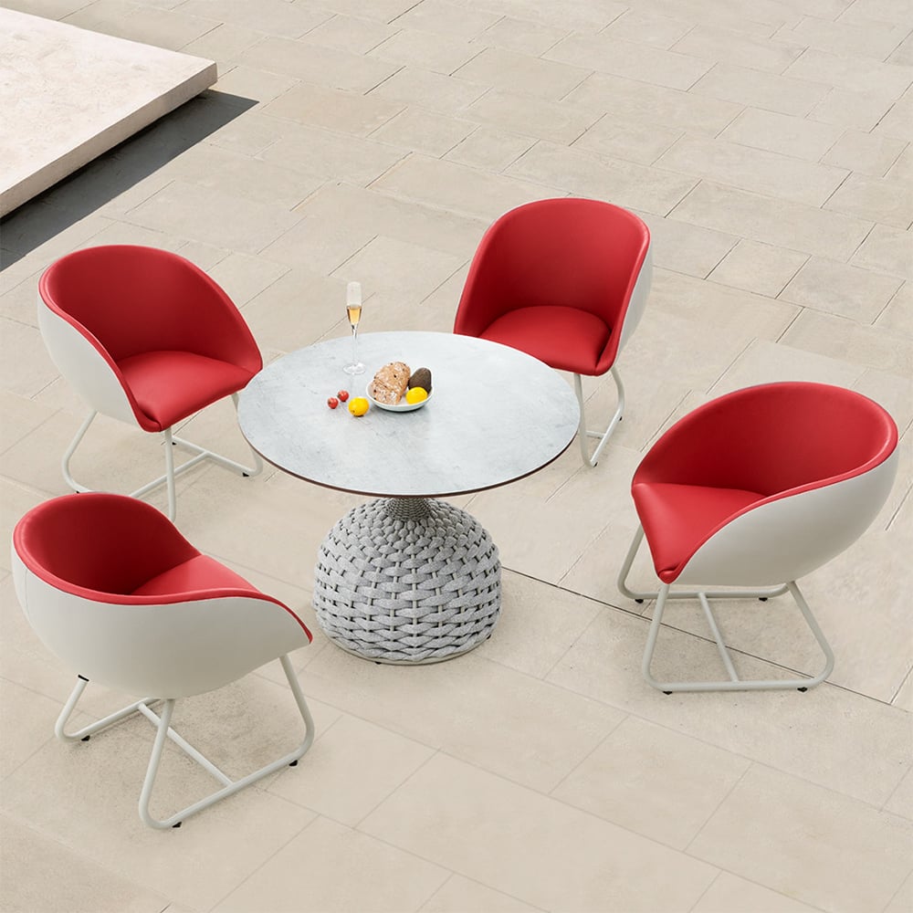 5-teiliges rot-weißes Terrassen-Esszimmer-Set mit rundem Tisch und 4 Lederstühlen Schaufensterbilder
