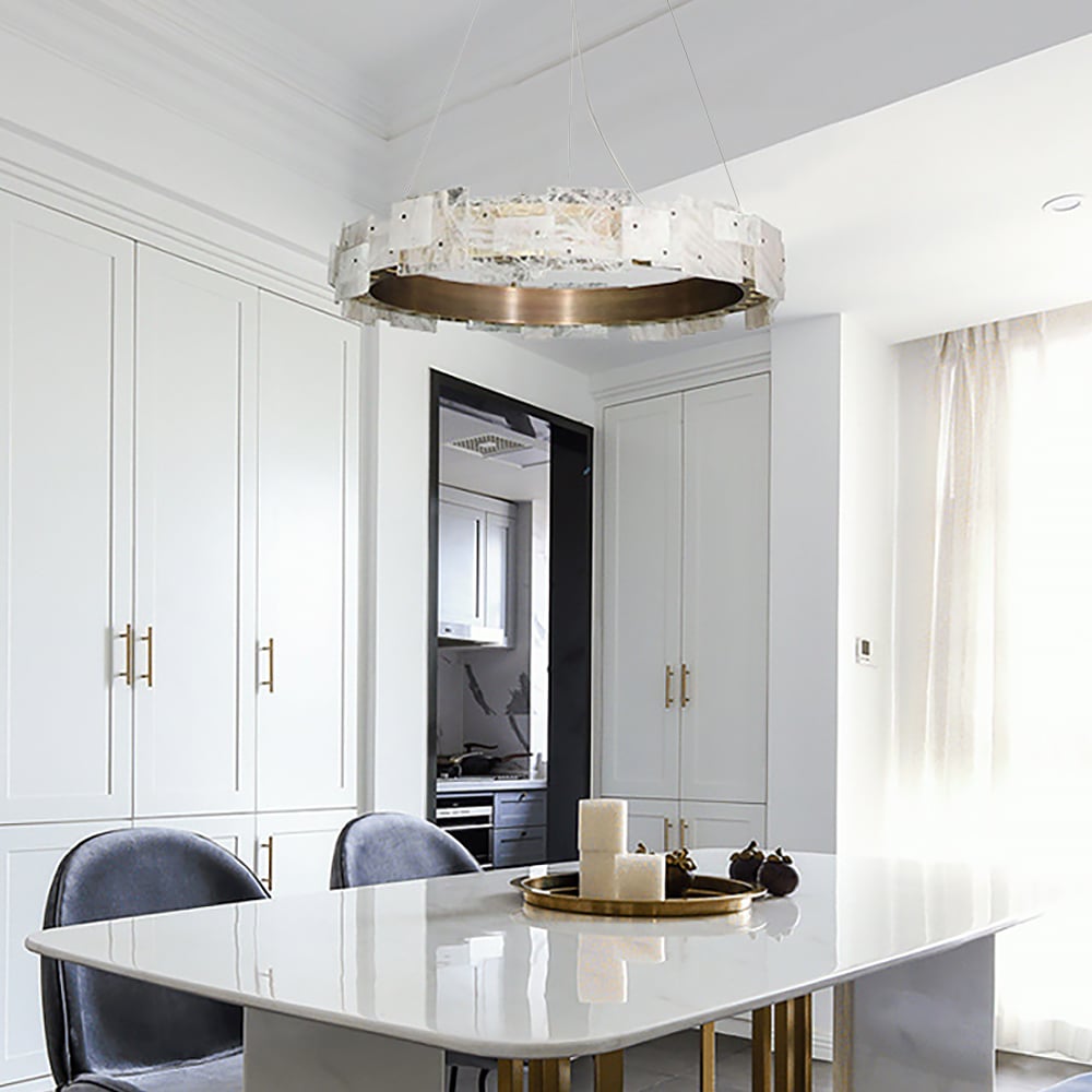 Lámpara LED de círculo de latón moderna con pantalla de patrón de nube imagen de ventana