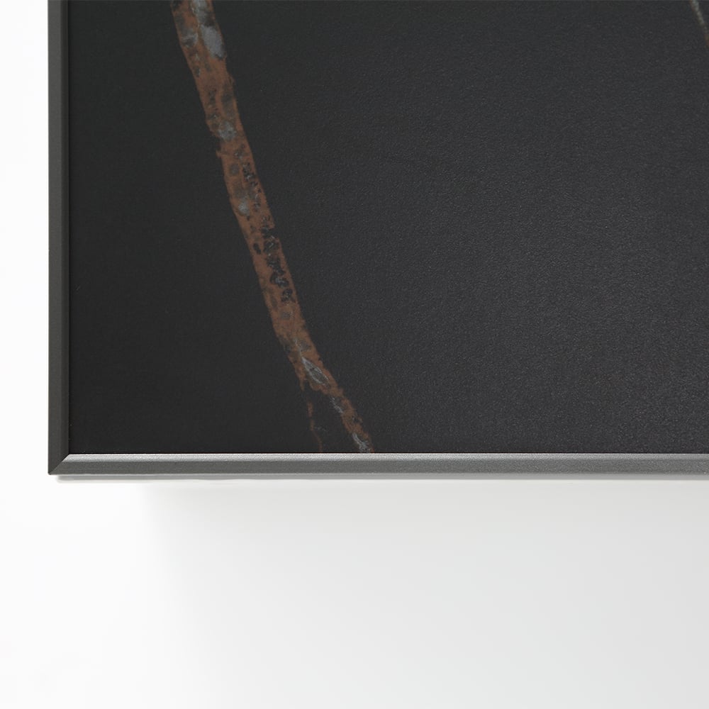 Meuble-lavabo flottant noir moderne de 31 po avec tiroir sous comptoir en pierre frittée image de fenêtre