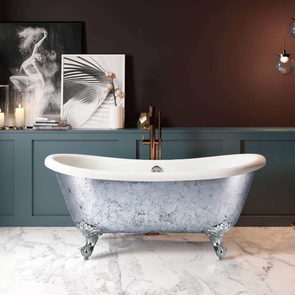 69'' Acrylic Oval Soaking Bathtub Decorated with Clawfoot in Silver window image