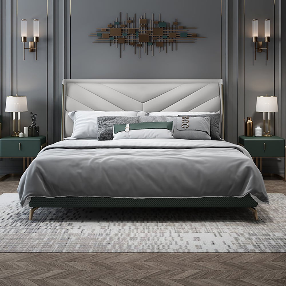 Cadre de lit à plateforme en cuir beige avec tête de lit rembourrée image de fenêtre