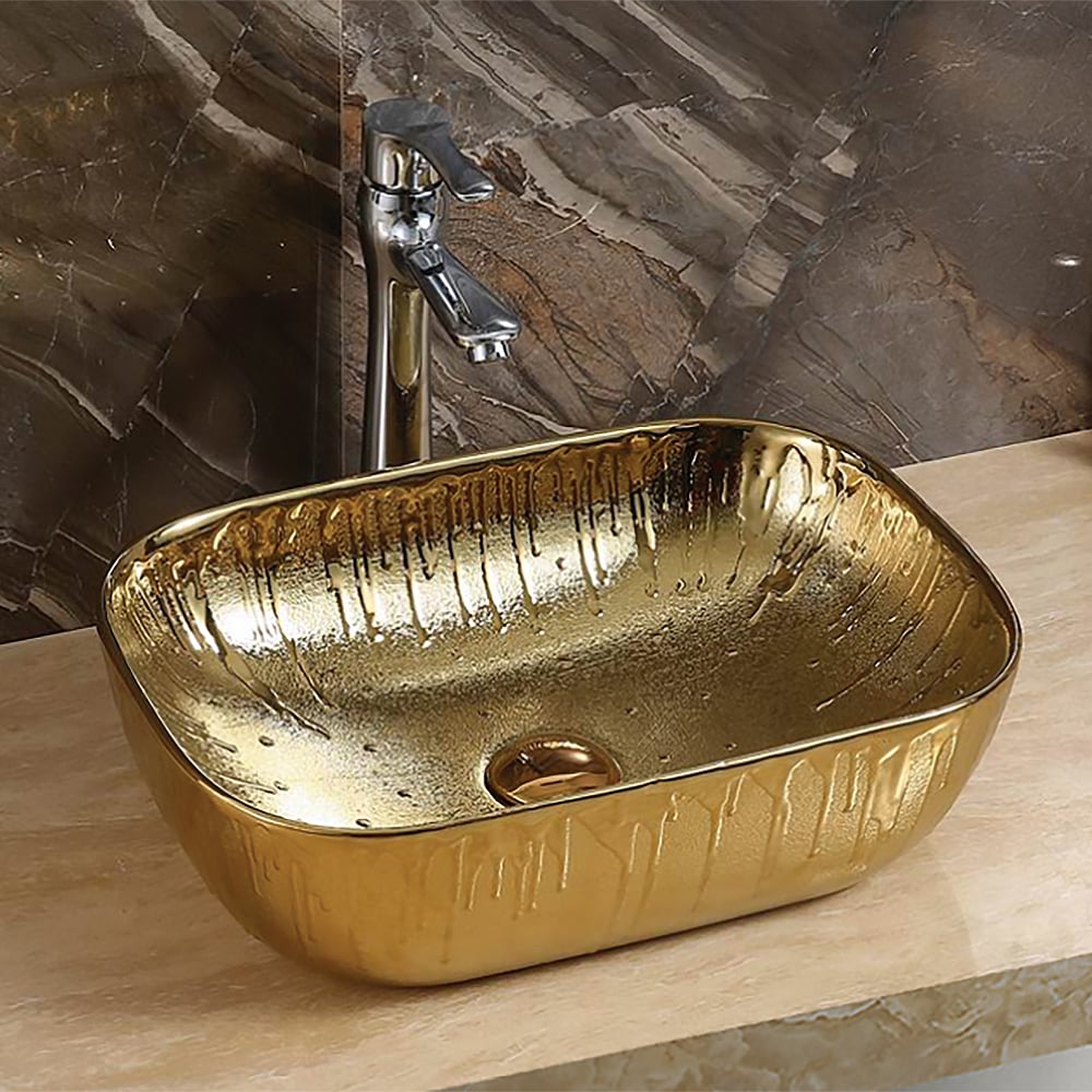 Lavabo en céramique rectangulaire en or de style vintage image de fenêtre