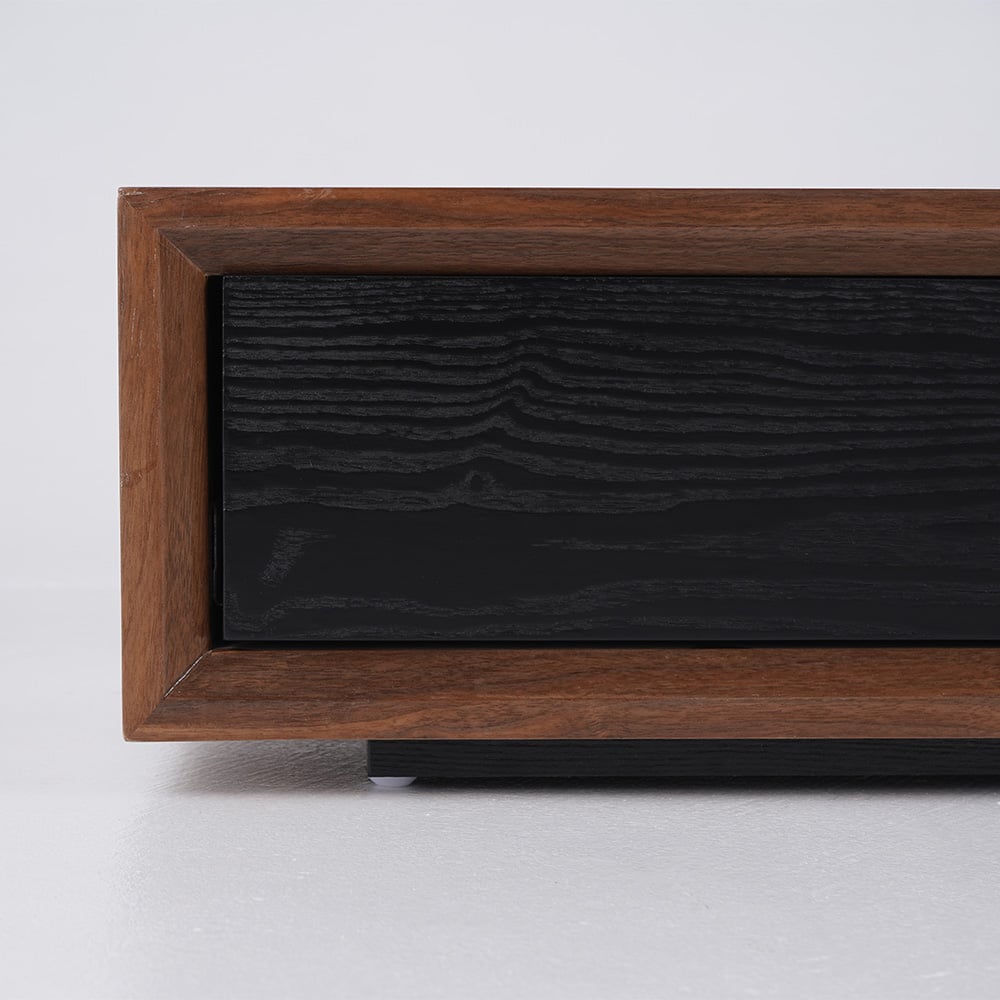 Armário de TV Morami com 3 gavetas de 180 cm em nogueira e preto Imagem da janela