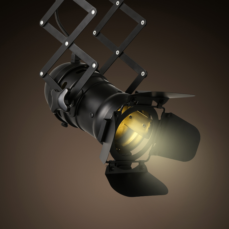 Lampe suspendue extensible industrielle à 1 ampoule en métal, noire image de fenêtre