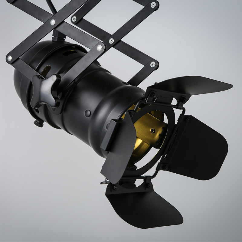 Lampe suspendue extensible industrielle à 1 ampoule en métal, noire image de fenêtre