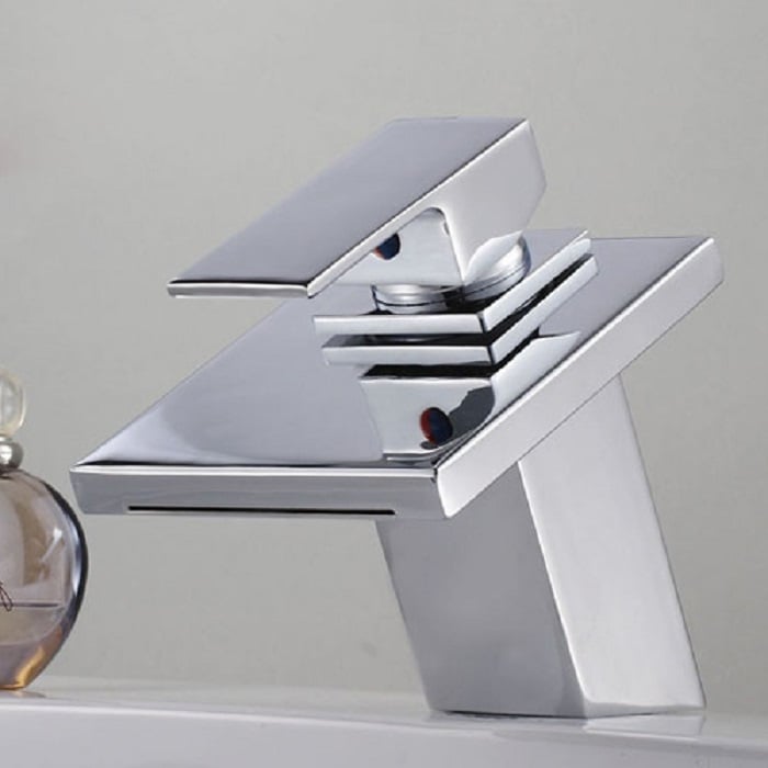 Modern Single Handle Bathroom Sink Faucet One Hole Solid Brass in Polished Chrome