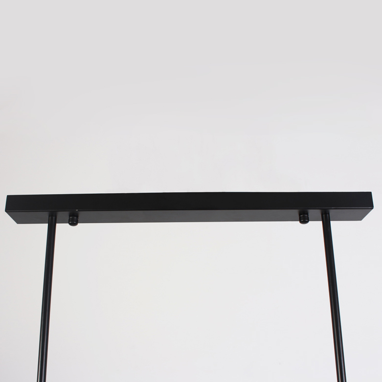 Moderne metalen hanglamp met 4 lampen, plafondhanglamp, trapeziumvorm in zwarte kleur Vensterafbeelding