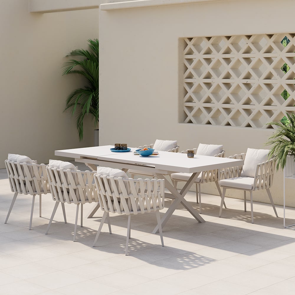 6místná výsuvná zahradní jídelní souprava odolná proti povětrnostním vlivům v bílé barvě vyrobená z hliníku a ratanu obrázek okna
