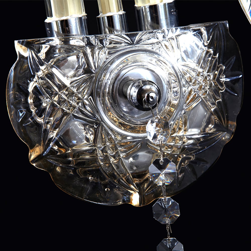 Applique murale à 2 lumières en cristal et chrome de style rustique avec abat-jour beiges image de fenêtre