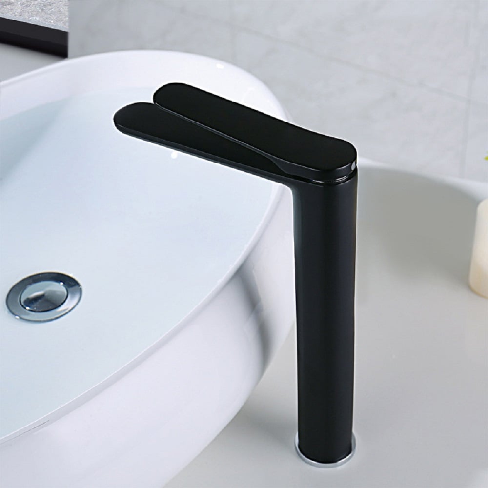 Simple and Modern Design Single Hole Bathroom Single Handle Sink Faucet in Black window image