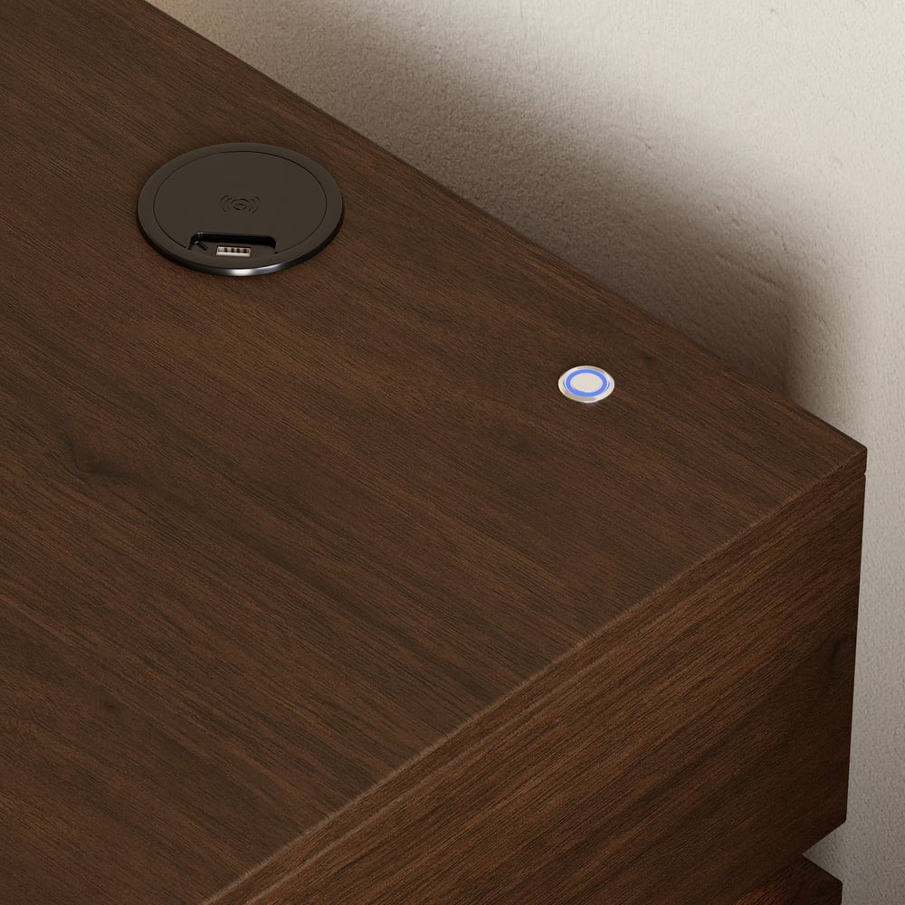 Table de chevet Lumio avec éclairage LED intelligent, 3 tiroirs et station de recharge - noyer image de fenêtre