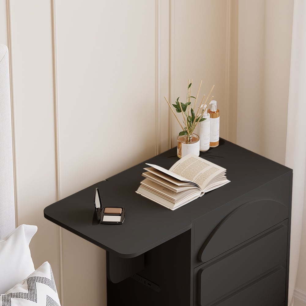 Mini Smart Makeup Vanity Set with Mirror & Lights window image