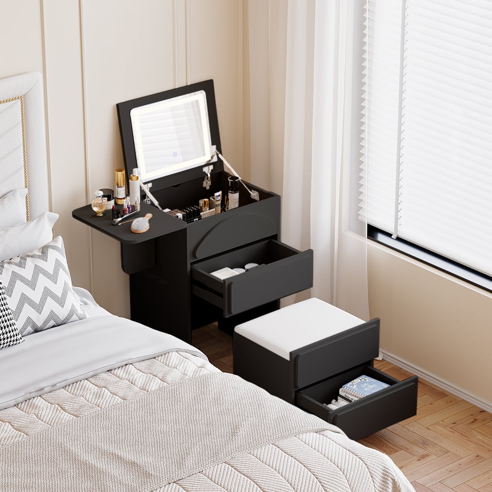 Mini Smart Makeup Vanity Set with Mirror & Lights window image