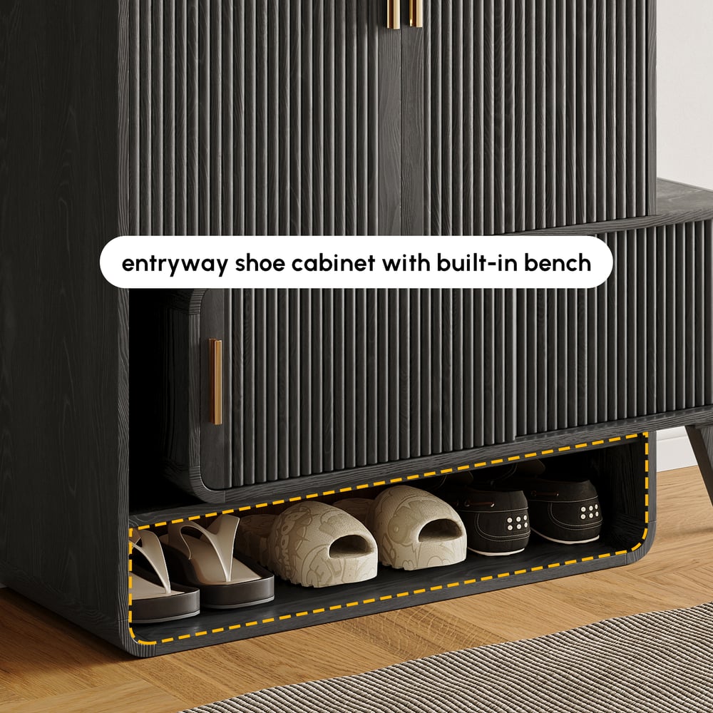 Armadio da ingresso scanalato in legno di frassino impiallacciato per scarpe Immagine della finestra