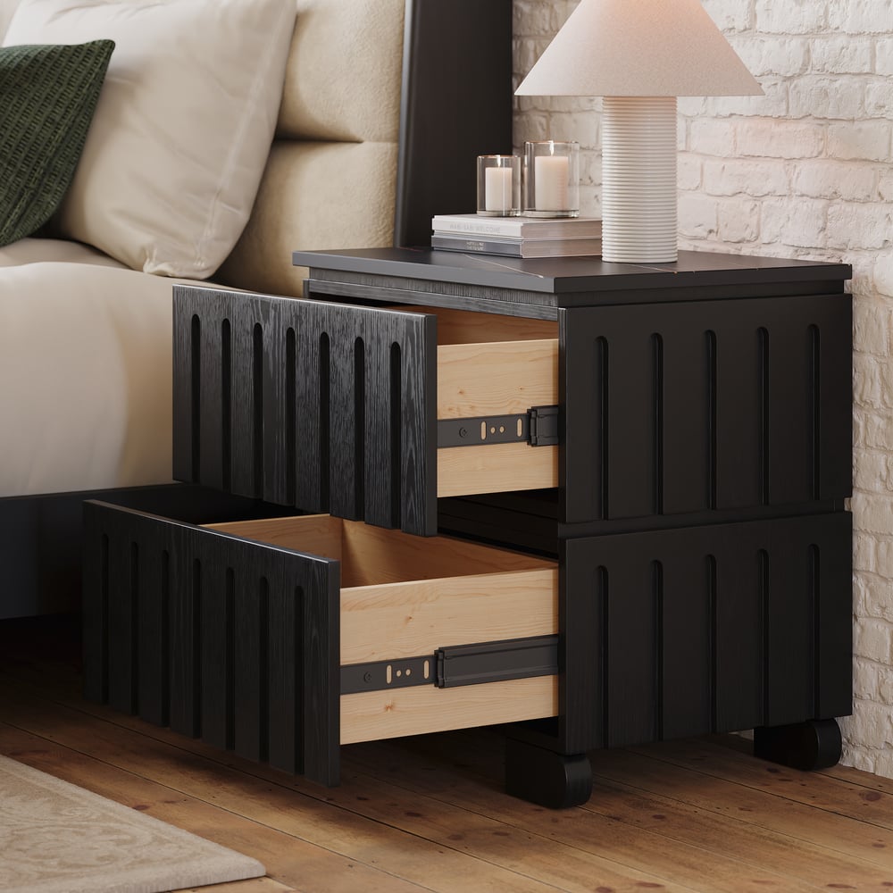 Noční stolek z jasanového dřeva se 2 zásuvkami se slinutým kamenem obrázek okna