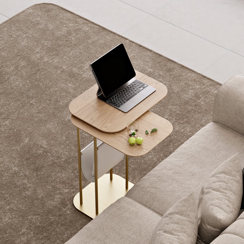 Table d'appoint rotative naturelle et dorée en forme de C avec rangement image de fenêtre