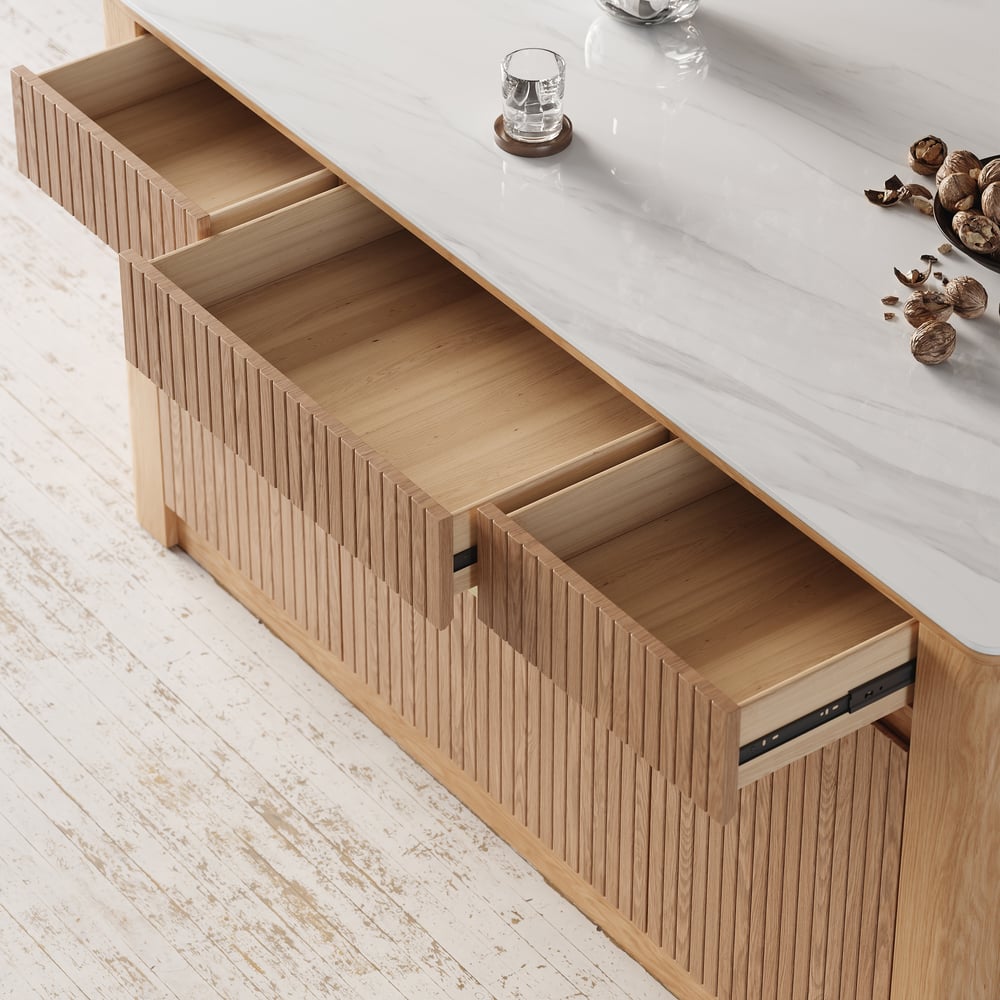 Ilha de cozinha de madeira maciça com tampo de pedra sinterizada de 72" com armazenamento Imagem da janela