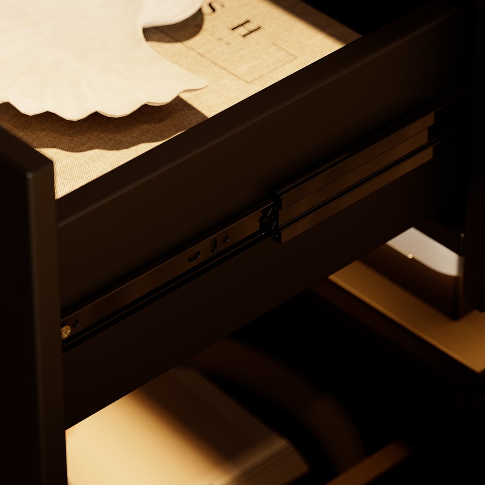 Lumio LED-Nachttisch mit 3 Schubladen und Ladestation in Schwarz Schaufensterbilder