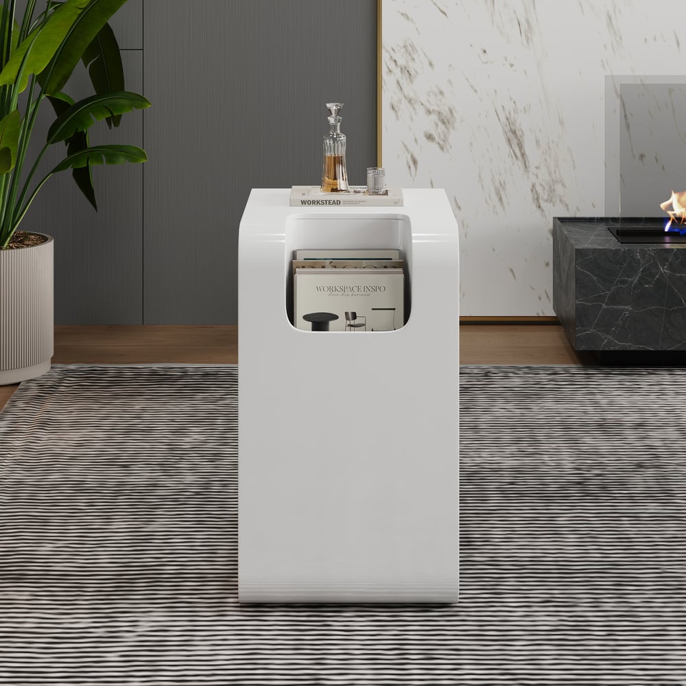 Moderní multifunkční odkládací stolek v bílé barvě s držákem na časopisy, 60 cm obrázek okna