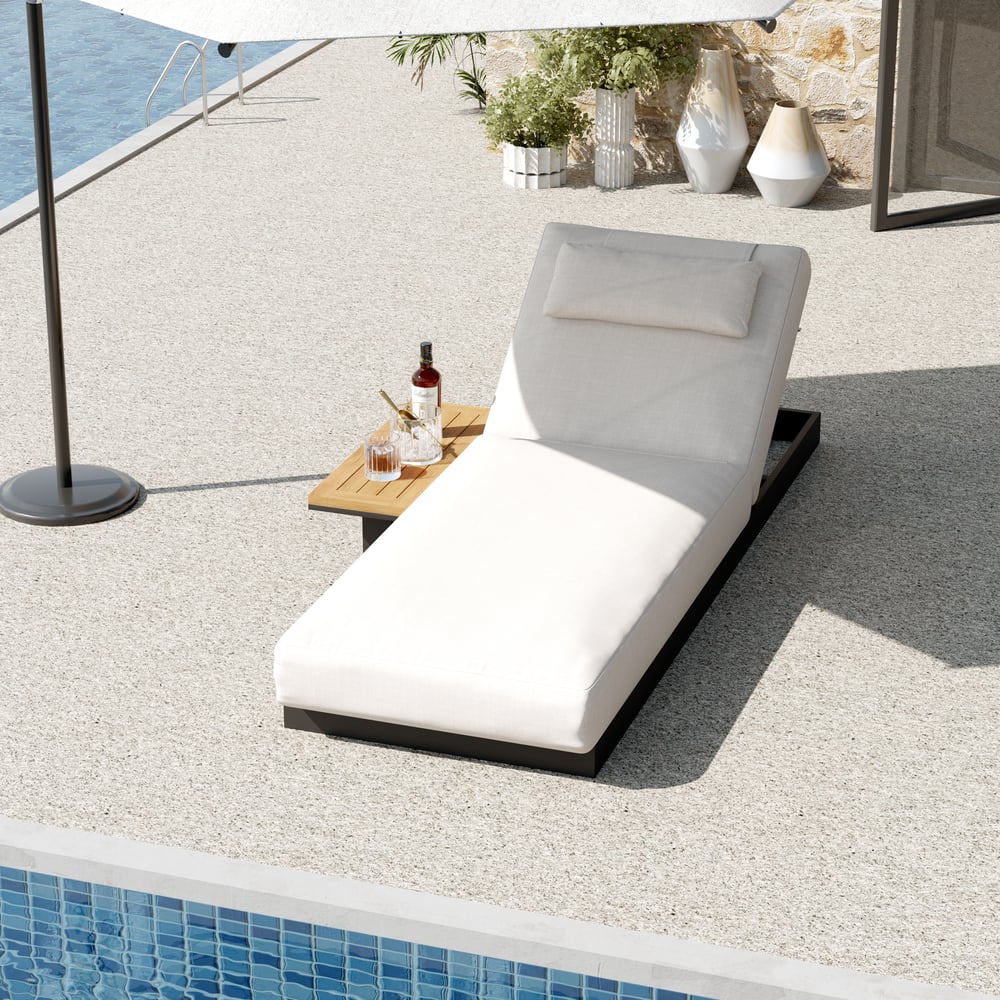 Tuinligstoel, terrasmeubelen van hout en aluminium, beige kussen, 2-delige set Vensterafbeelding