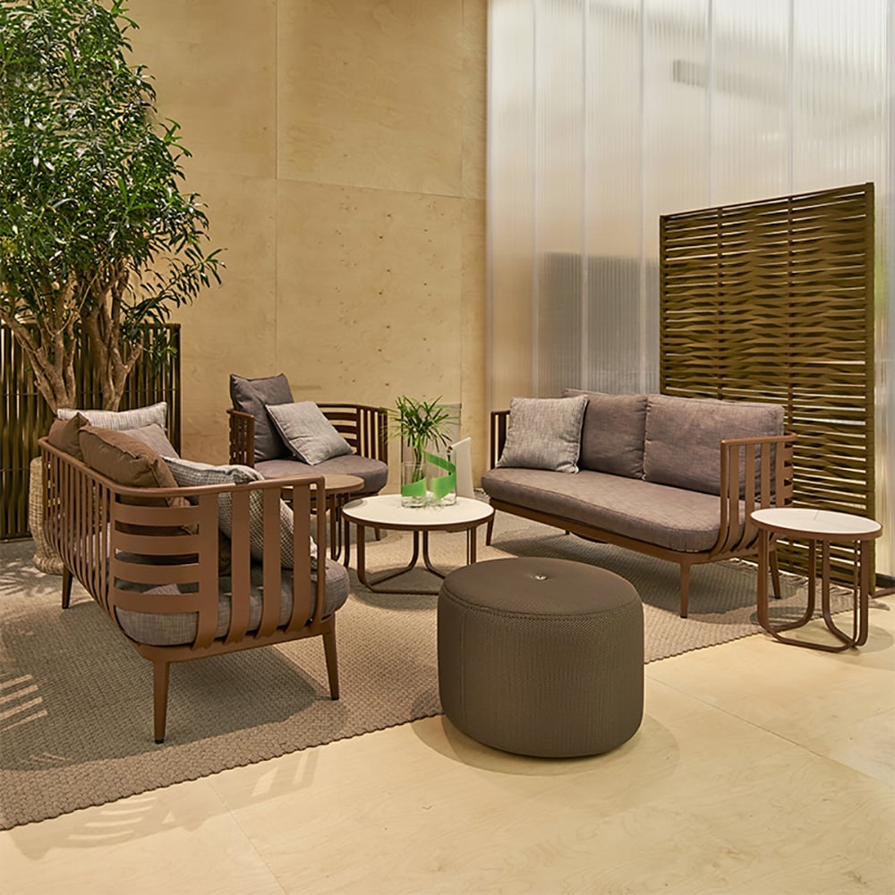 1400mm Width 2-Seater Aluminum Outdoor Sofa with Grey Polyester Cushion window image