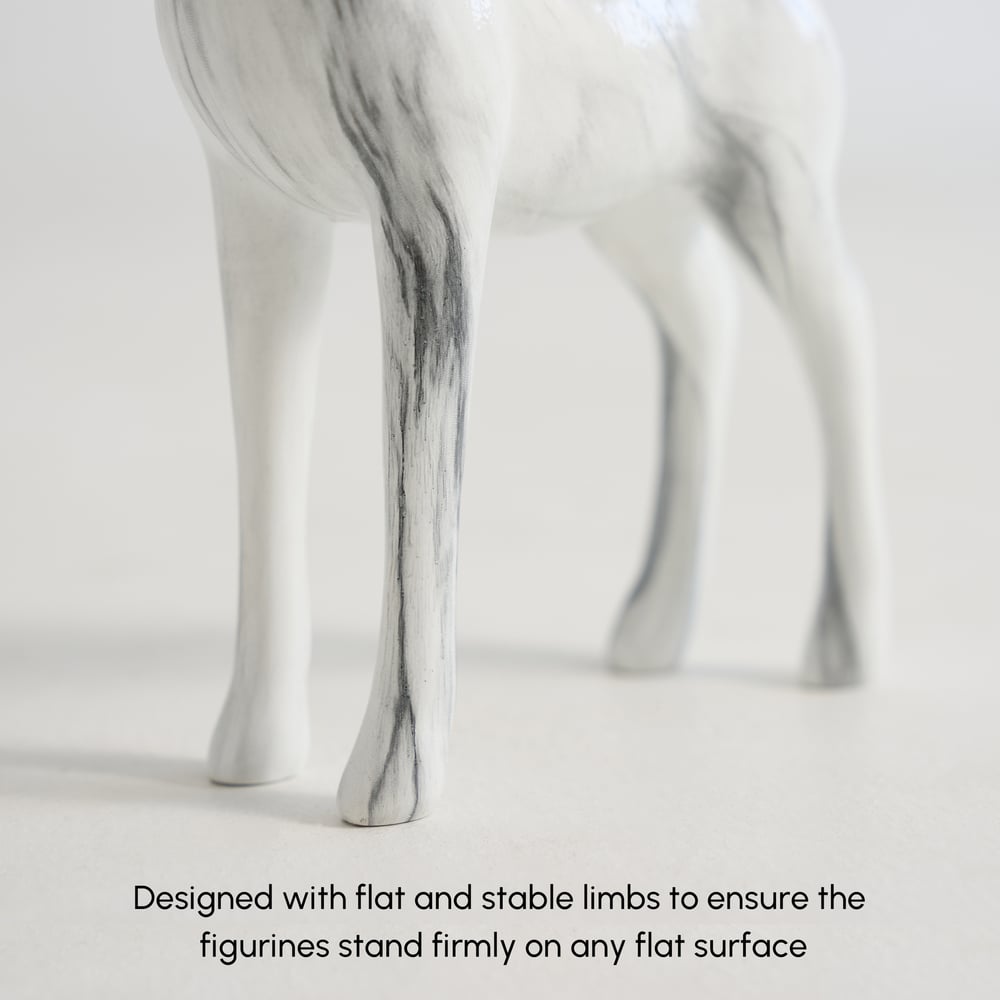 3 pcs Golden Deer Figurine with Decorative Plate Set, Luxury Resin Animal Sculptures window image