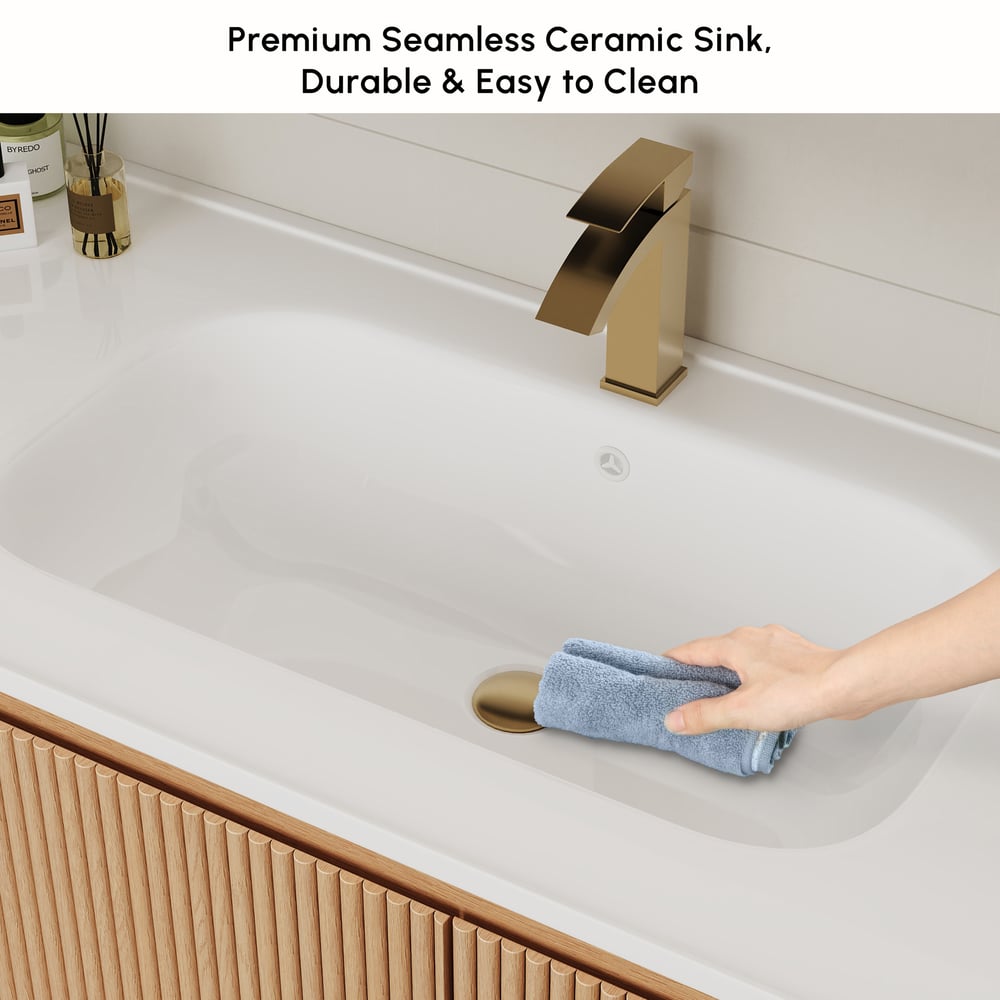 Moderní 119 cm plovoucí rýhovaná koupelnová skříňka s umyvadlem, měkkým LED osvětlením a dostatkem úložného prostoru obrázek okna