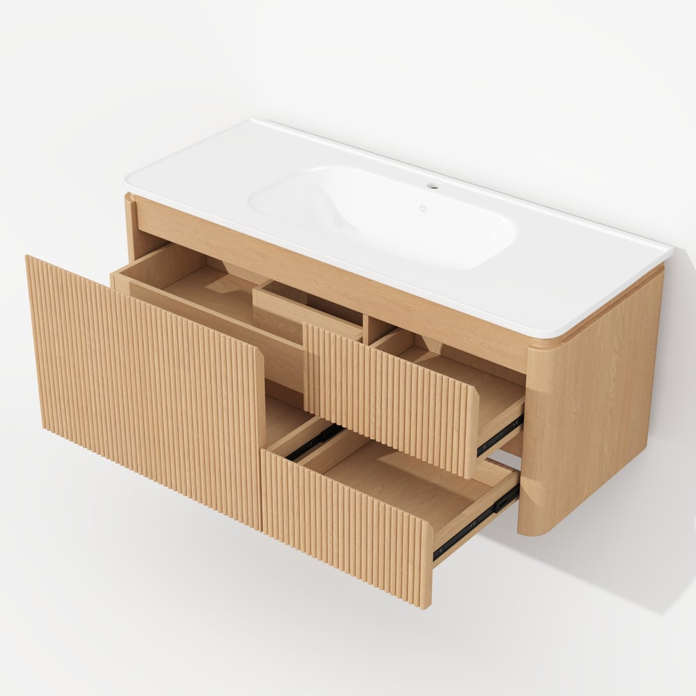 Moderní 119 cm plovoucí rýhovaná koupelnová skříňka s umyvadlem, měkkým LED osvětlením a dostatkem úložného prostoru obrázek okna