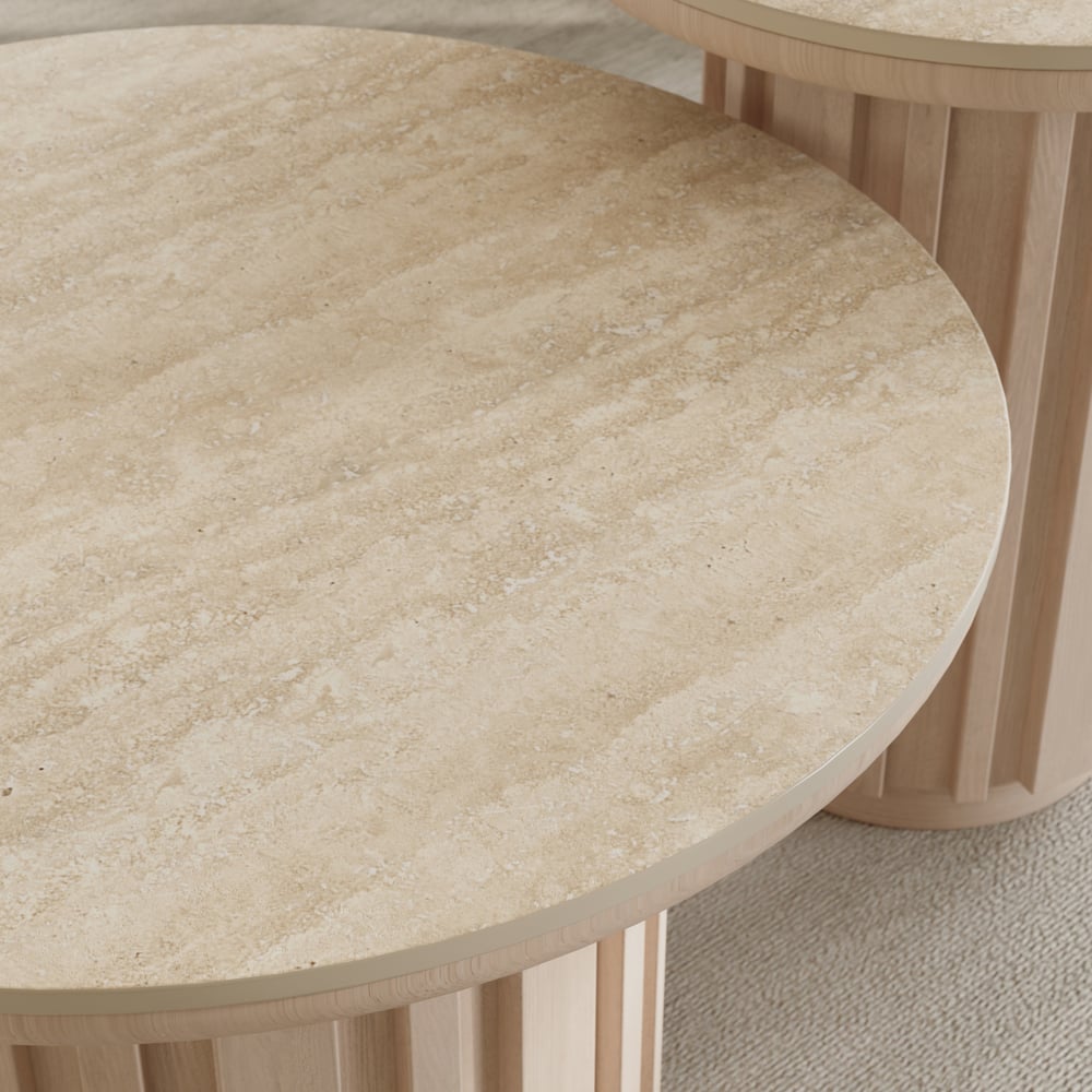 Table basse ronde à lattes en bois de frêne Aura avec plateau en pierre frittée image de fenêtre