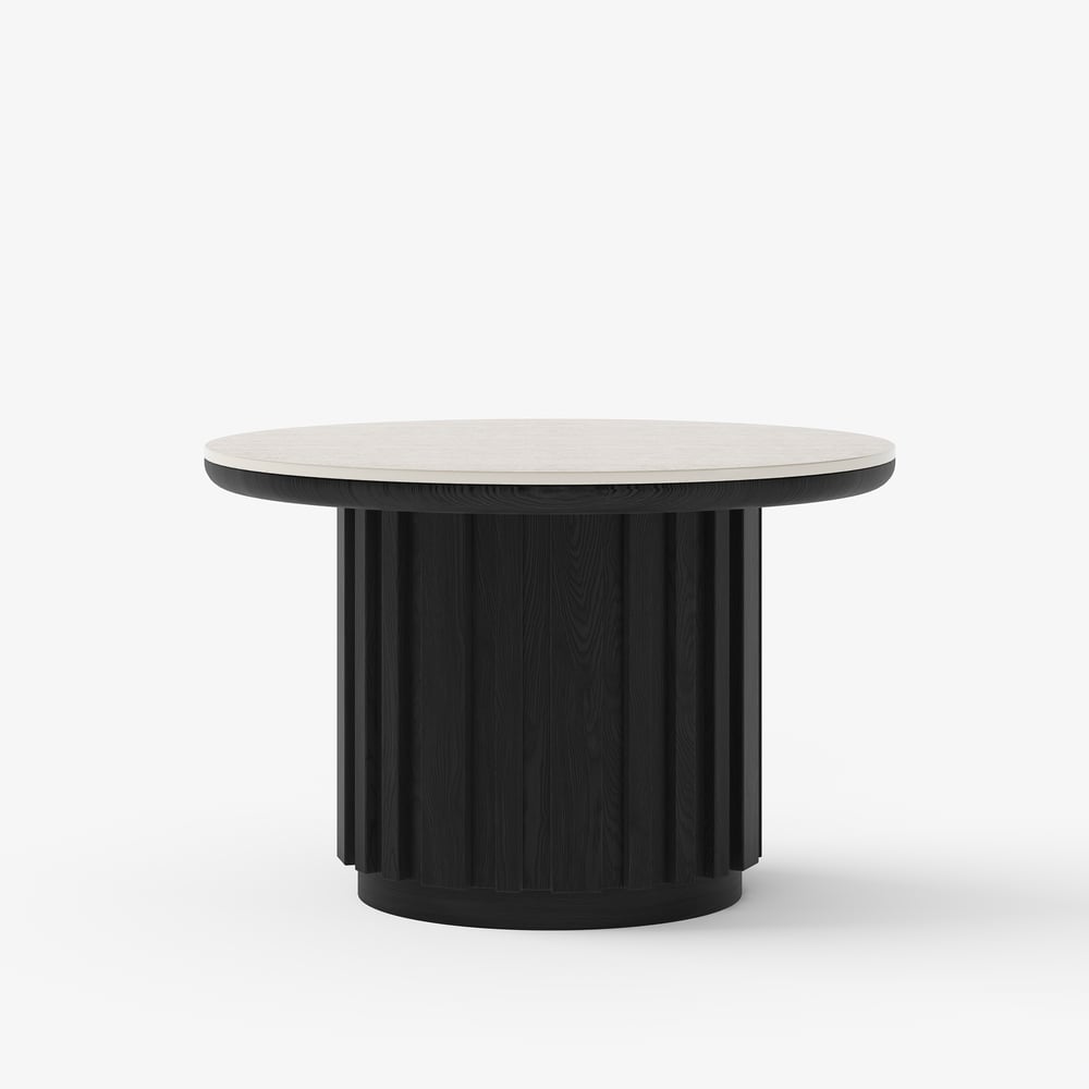 Table basse ronde à lattes en bois de frêne Aura avec plateau en pierre frittée image de fenêtre