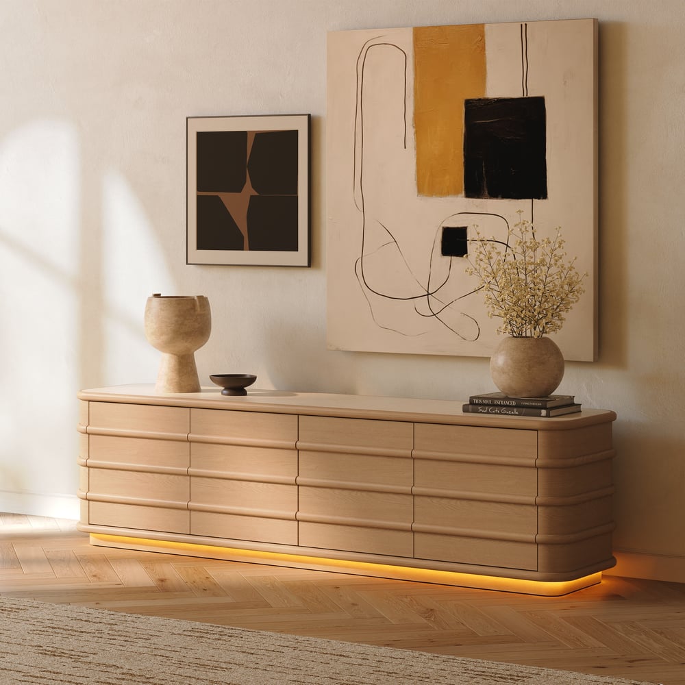Meuble TV de 80" en bois de frêne avec plateau en pierre frittée image de fenêtre