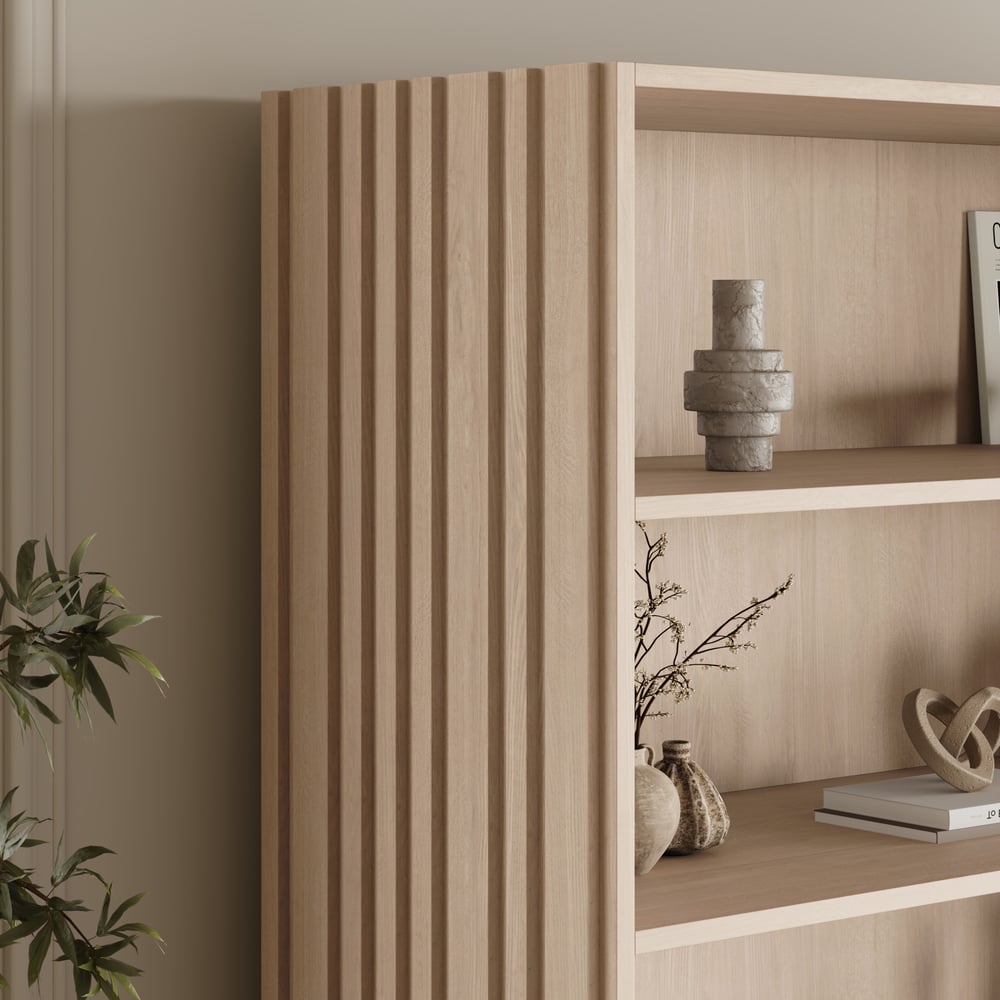 Aura 120cm Boekenkast van Essenhout met Gegroefde Details en Blad van Sintersteen Vensterafbeelding