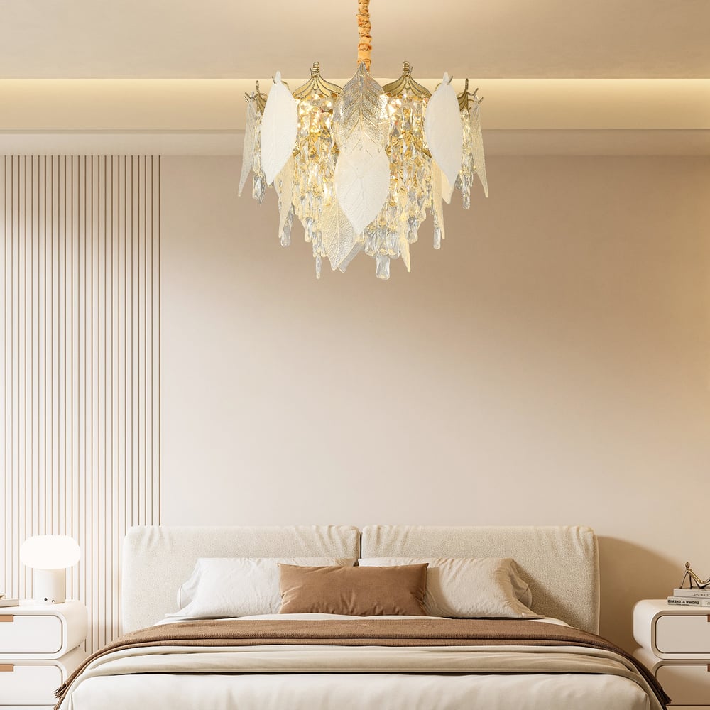 Luxusní patrový lustr z listového skla a křišťálu s nastavitelnou výškou zavěšení obrázek okna