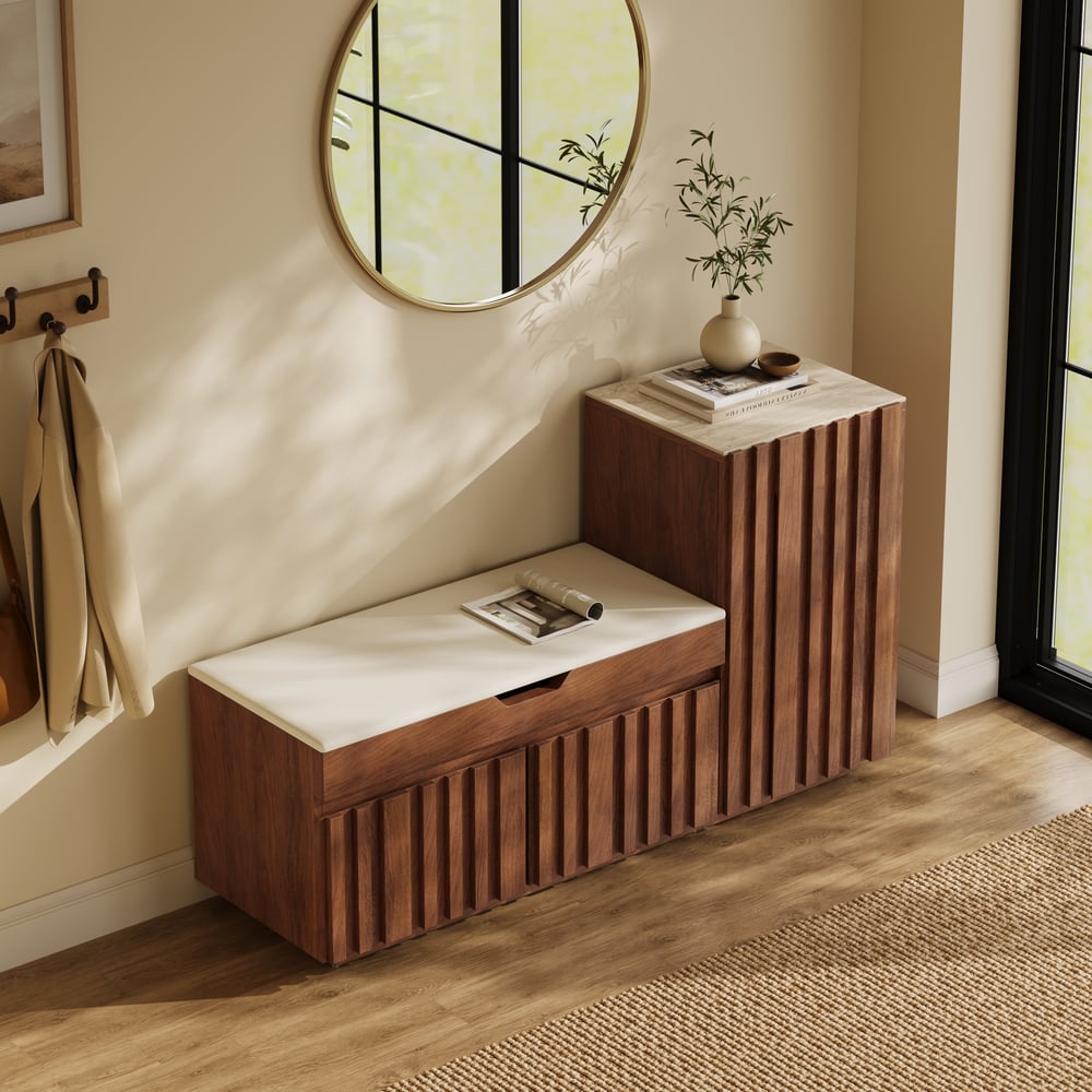 Banc de rangement à chaussures Aura 47" en bois de noyer avec armoire sur le côté droit pour entrée image de fenêtre