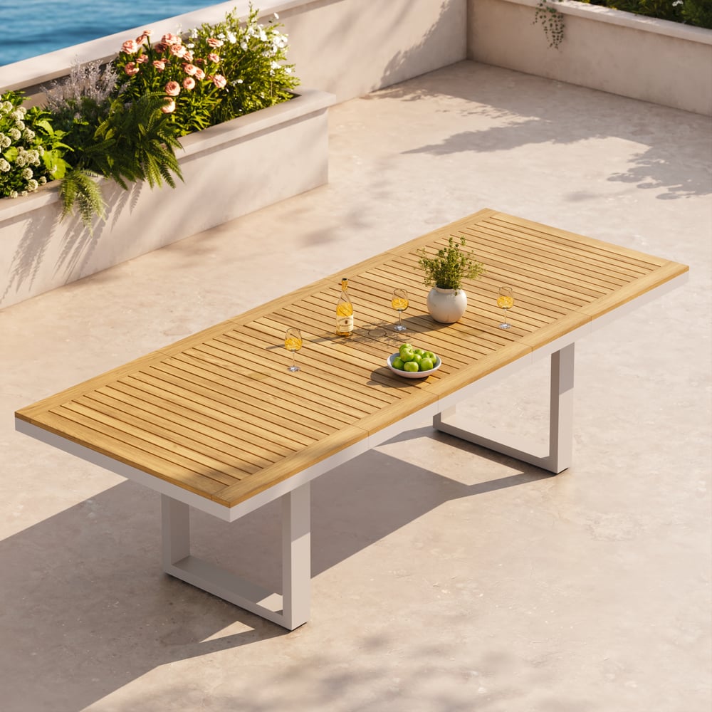 Table de salle à manger extensible d'extérieur Tevara en teck et aluminium image de fenêtre