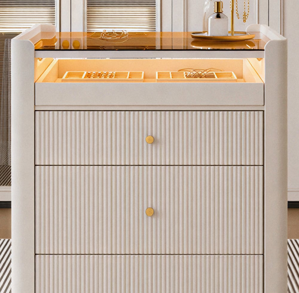 Îlot de placard moderne de 29,5" en cuir cannelé, commode à 7 tiroirs avec éclairage et rangement pour bijoux image de fenêtre