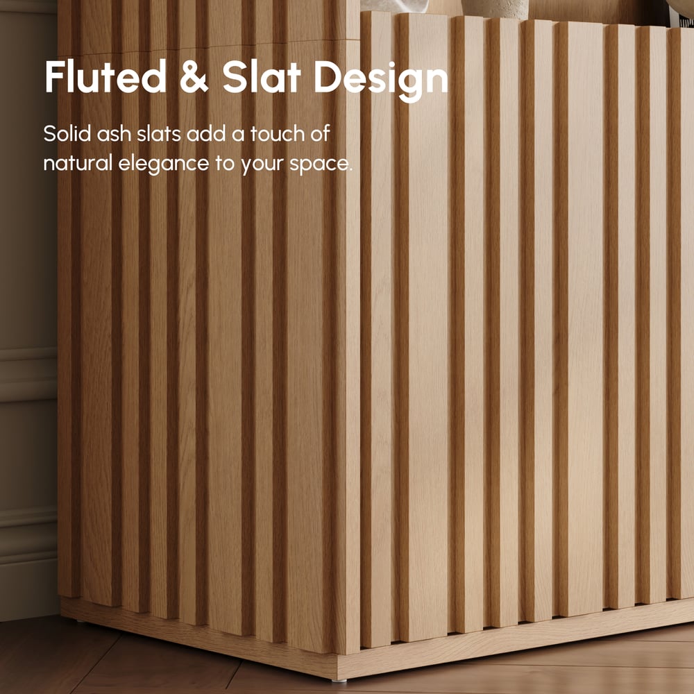 Aura 120cm Boekenkast van Essenhout met Gegroefde Details en Blad van Sintersteen Vensterafbeelding