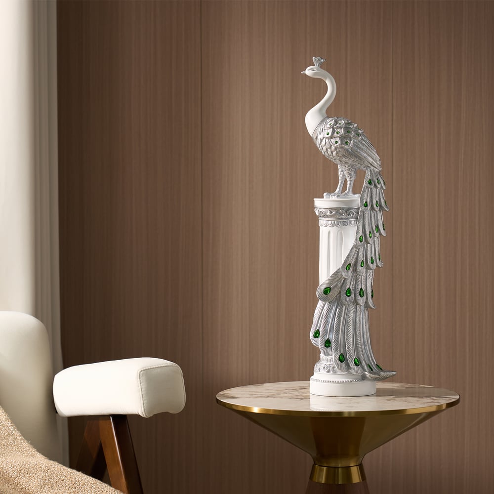 27.6" Srebrna Statua Pawia z Diamentowymi Akcentami – Luksusowa Rzeźba Pawia z Żywicy obraz okna