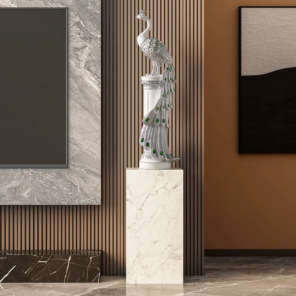 27.6" Srebrna Statua Pawia z Diamentowymi Akcentami – Luksusowa Rzeźba Pawia z Żywicy obraz okna