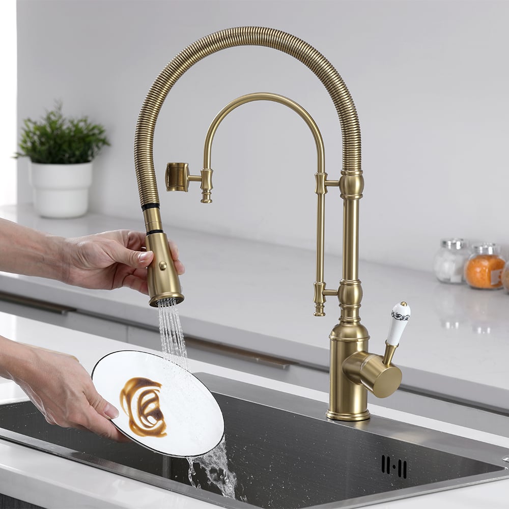 Robinet de Cuisine Rétractable High Arc Or Brossé en Laiton Massif image de fenêtre