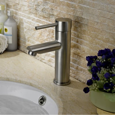 Wovier Wasserfall-Waschbeckenarmatur – Einhandmischer In Chrom, Mit 20-Zoll-Schläuchen