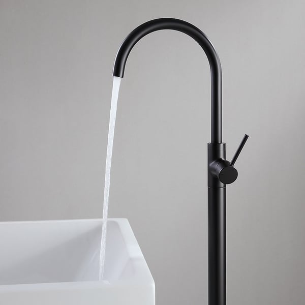 Brewst Modern Style Matte Black Lever Handle Freestanding Bath Filler